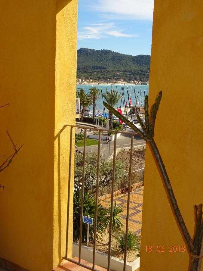 O Reves Ailleurs Bed and Breakfast Saint-Cyr-sur-Mer Eksteriør billede